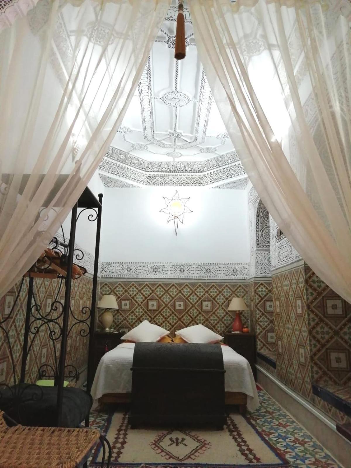 Dar Sarah-Mouassine-Marrakech, Riad Authentique Idealement Situe Marrakesh Luaran gambar